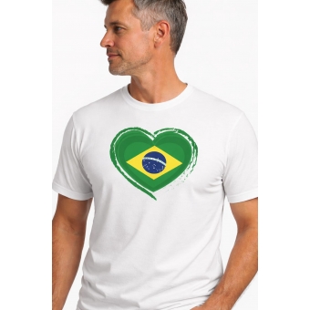 Camiseta Branca Estampa Coração Brasil – Design Patriótico Premium