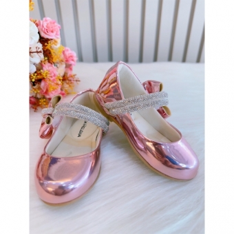 Sapatinho Rose Metalizado Aplique de Lacinho e Tiras C/ Strass