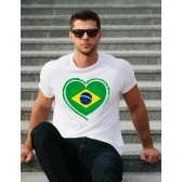 Camiseta Branca Estampa Coração Brasil – Design Patriótico Premium