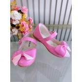 Sapatinho Rosa Chiclete Verniz Com Aplique de Lacinho Luxo