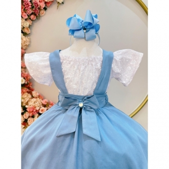 Conjunto Meninas Blusa Branca Bordada e Salopete Azul Claro