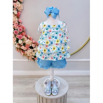 Conjunto Meninas Branco Florido C/ Short Azul Bebê e Pulseira