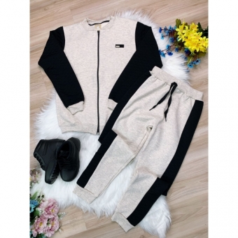 Conjunto de Moletom Jaqueta e Calça Marfim e Preto